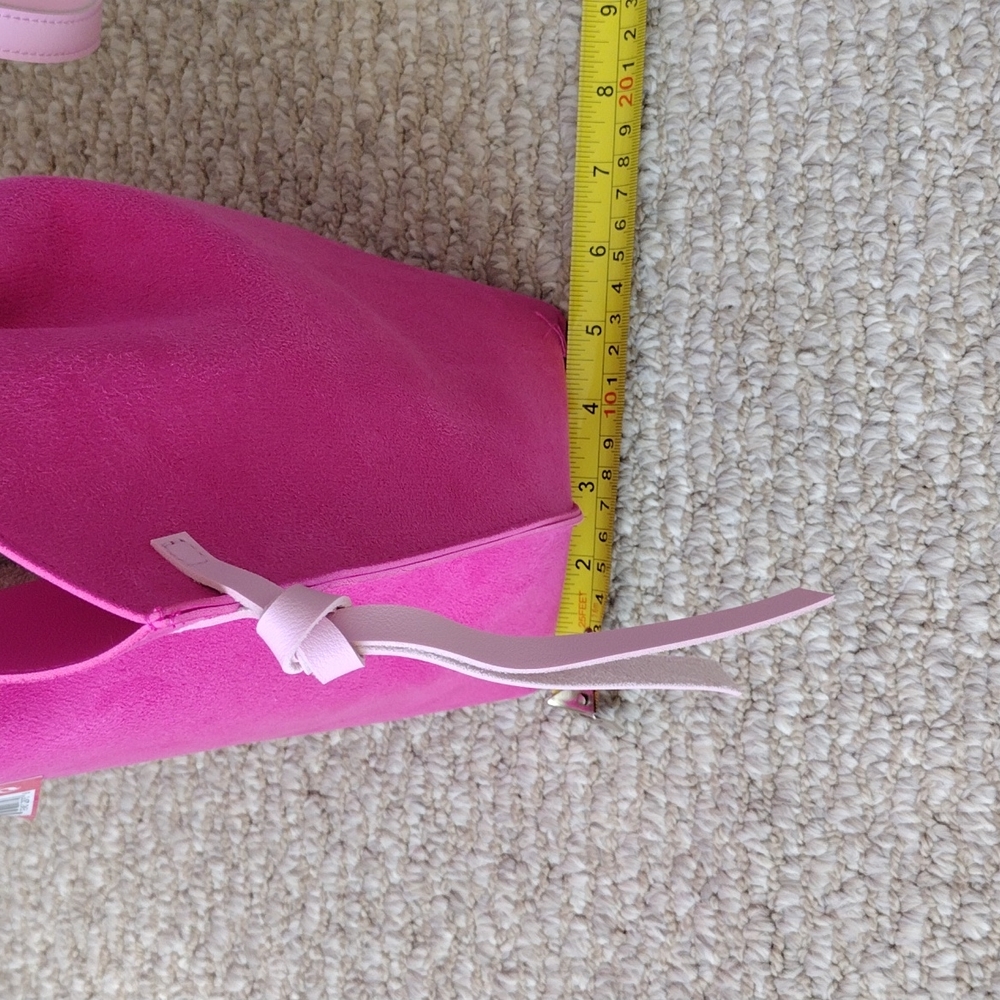 Juicy Couture tote - Picture 9 of 17